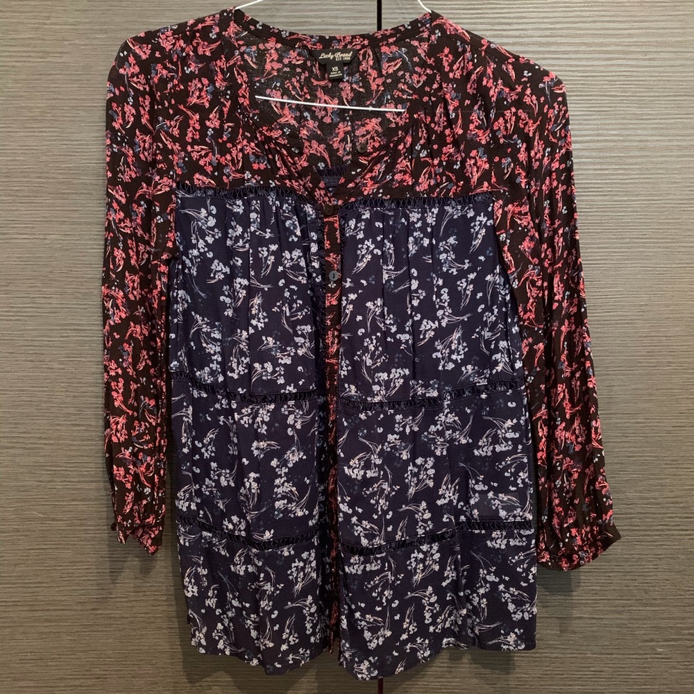 Lucky brand chiffon top - crochet